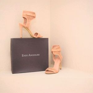 Enzo Angolan Ivory Cane Heels size 9